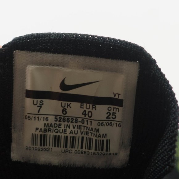 Nike Flyknit Racer Running Shoes - Men's Size 7 - Picture 10 of 10